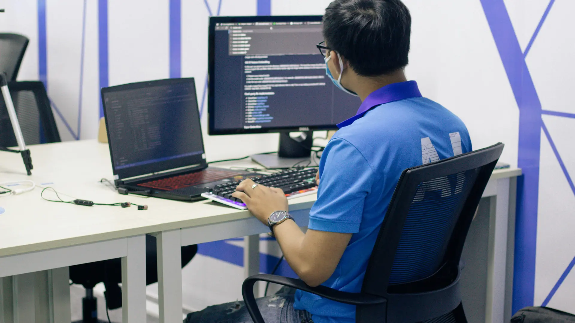 CCTP : pourquoi est-il indispensable de passer par un logiciel spécialisé en 2025 ?